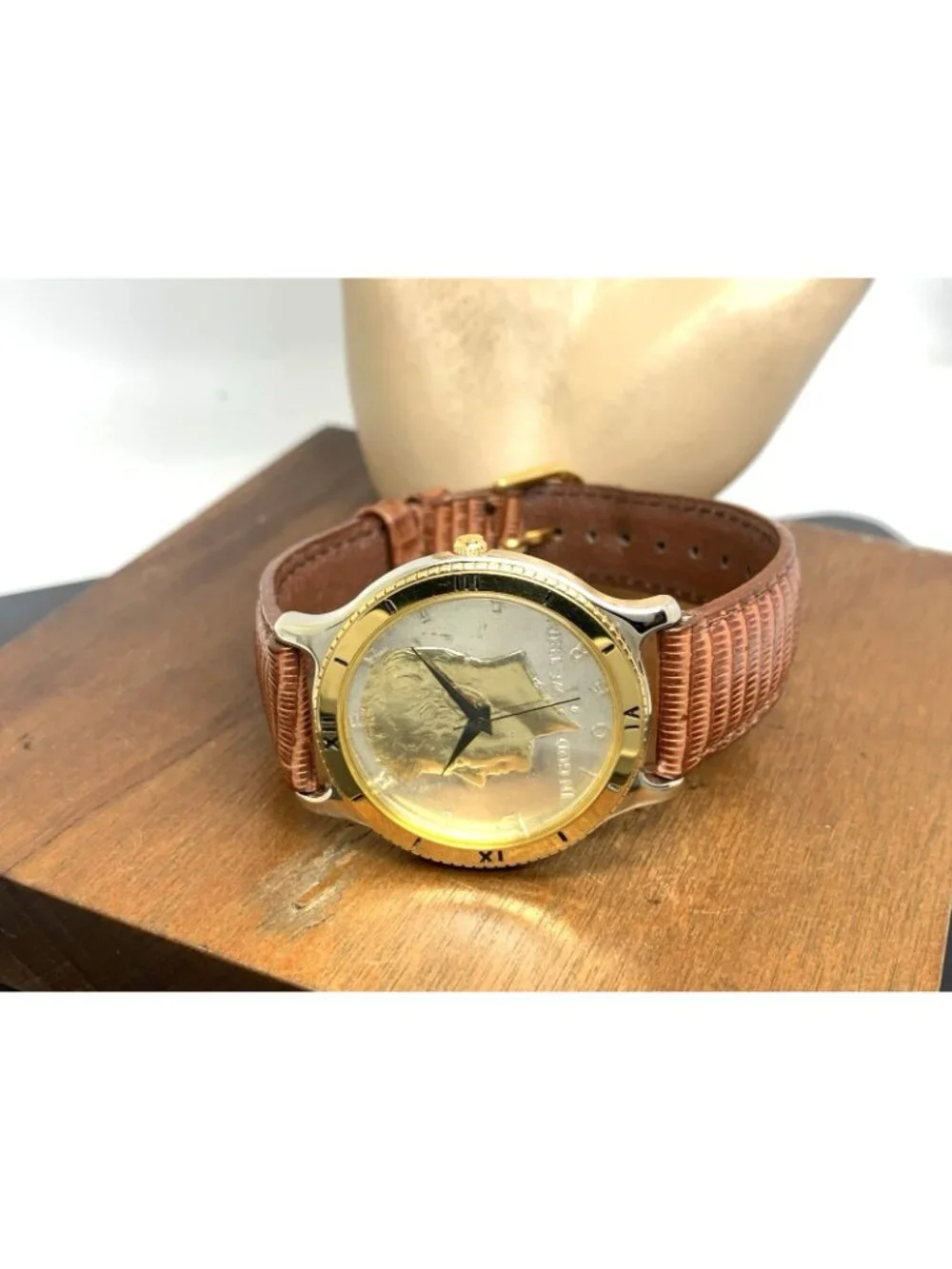 Waltham Men's Watch Vintage Liberty Kennedy USA 1968 Coin Quartz Brown Strap